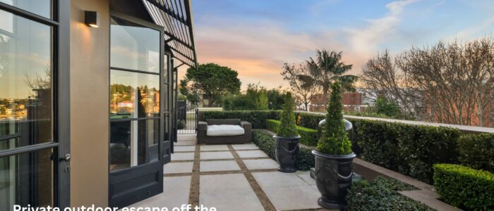 Private outdoor escape off the self-contained aparment for BBQ & entertaining (2)